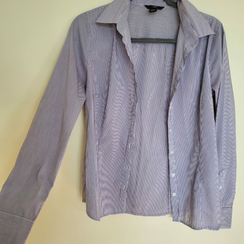 H&M blouse - Picture 2 of 6